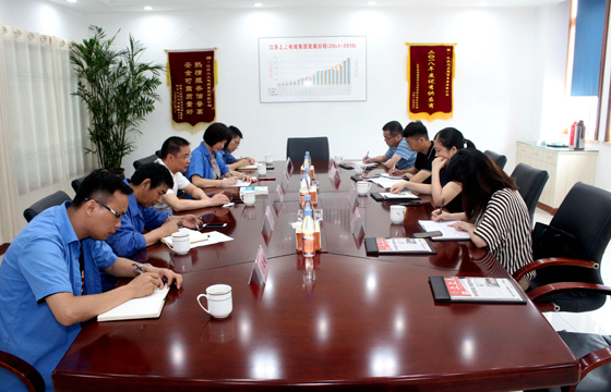 送政策、進(jìn)企業(yè)、促發(fā)展——市人社局領(lǐng)導(dǎo)走訪上上